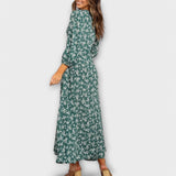 Robe maxi bleue et blanche à motif floral