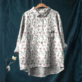 Emma | Blumenhafte Gelassenheit Shirt