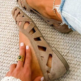 Kathy - Flache geflochtene Cut-out-Sandalen