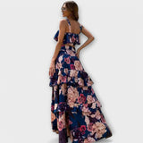 Tenue de plage estivale colorée avec jupe maxi