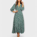Robe maxi bleue et blanche à motif floral