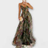 Annai - Robe maxi rose en mesh à motif floral