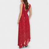 Opal - Rotes rückenfreies Jacquard-Maxikleid
