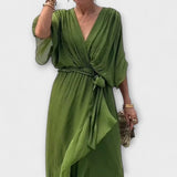 Amoura - Robe en mousseline vert olive à col en V