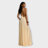 Lavinia - Cremefarbenes Maxikleid mit tiefem V-Ausschnitt