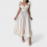 Lia - Cremefarbenes Rüschenshirt-Maxikleid