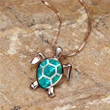 Pendentif Tortue en Opale de Feu Vert Vintage en Or