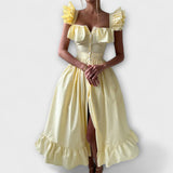 Lia - Cremefarbenes Rüschenshirt-Maxikleid
