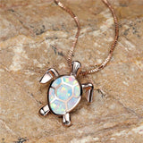 Pendentif Tortue en Opale de Feu Vert Vintage en Or