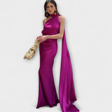 Schickes orangefarbenes Off-Shoulder-Halter-Maxikleid