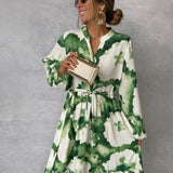 Gabriela - Grün-weisses elegantes Langkleid