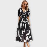 Robe maxi abstraite à manches bouffantes