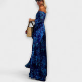 Juniper - Blaues Off-Shoulder-Maxikleid mit Blütenmuster