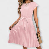 Elegantes dunkelgrünes Midikleid mit Bindegürtel