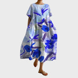 Zartrosa Kleid mit Mohnblumen