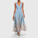 Cíntia - Robe d'été bleu clair à ourlet fleuri