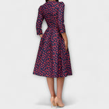 Retrozo - Cremefarbenes knielanges Kleid mit Blüten