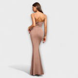 Callie - Robe beige élégante à volants